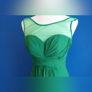 Elegant Green Evening Dress